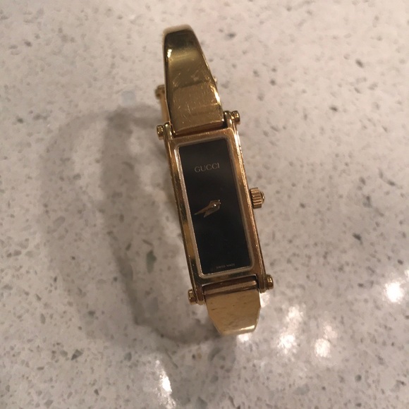 Gucci Jewelry - Vintage Gucci watch, 2001, mint condition! Gucci Jewelry - Vintage Gucci watch, 2001, mint condition!